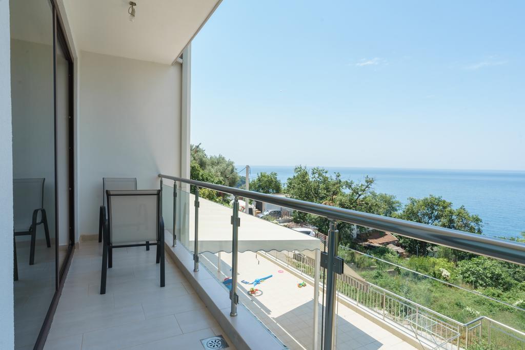 Apartment Superseaview Sutomore Buitenkant foto